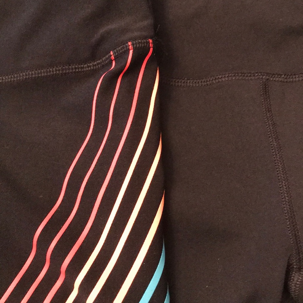 Lot of 2 leggings-Capri length Sz Small